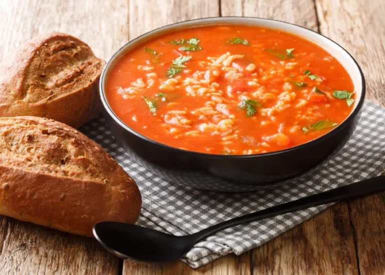 receita de pataniscas vegetarianas de cogumelos com arroz de tomate cremoso e molhado