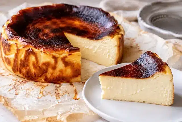 bolo de queijo basco